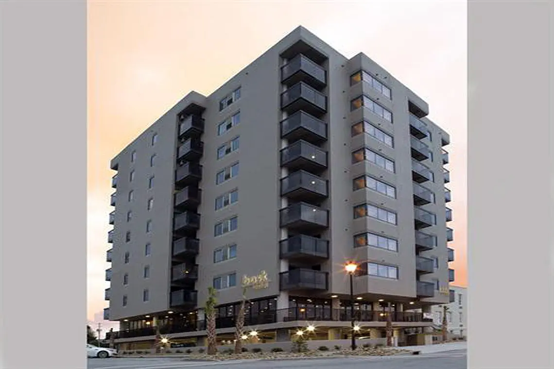 Bask Hotel at Big Rock Landing
